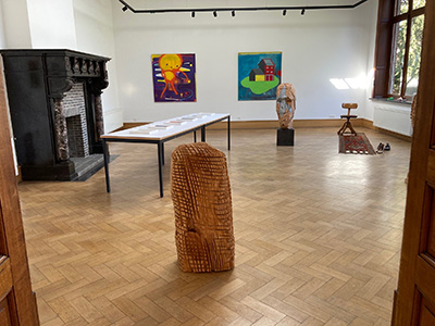Une exposition à Uccle